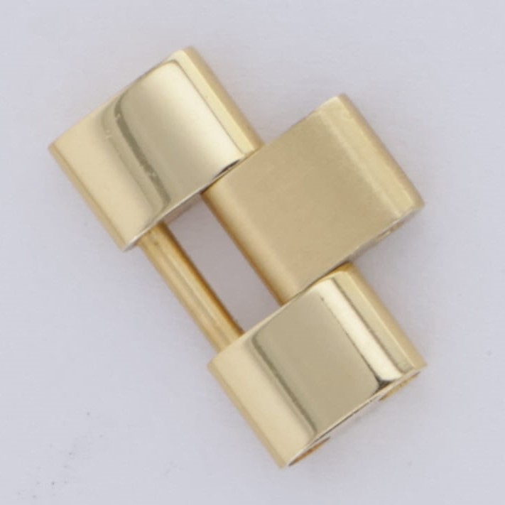 Cartier solid 18k yellow gold link 14.8mm wide Roadster 33mm thumbnail 1