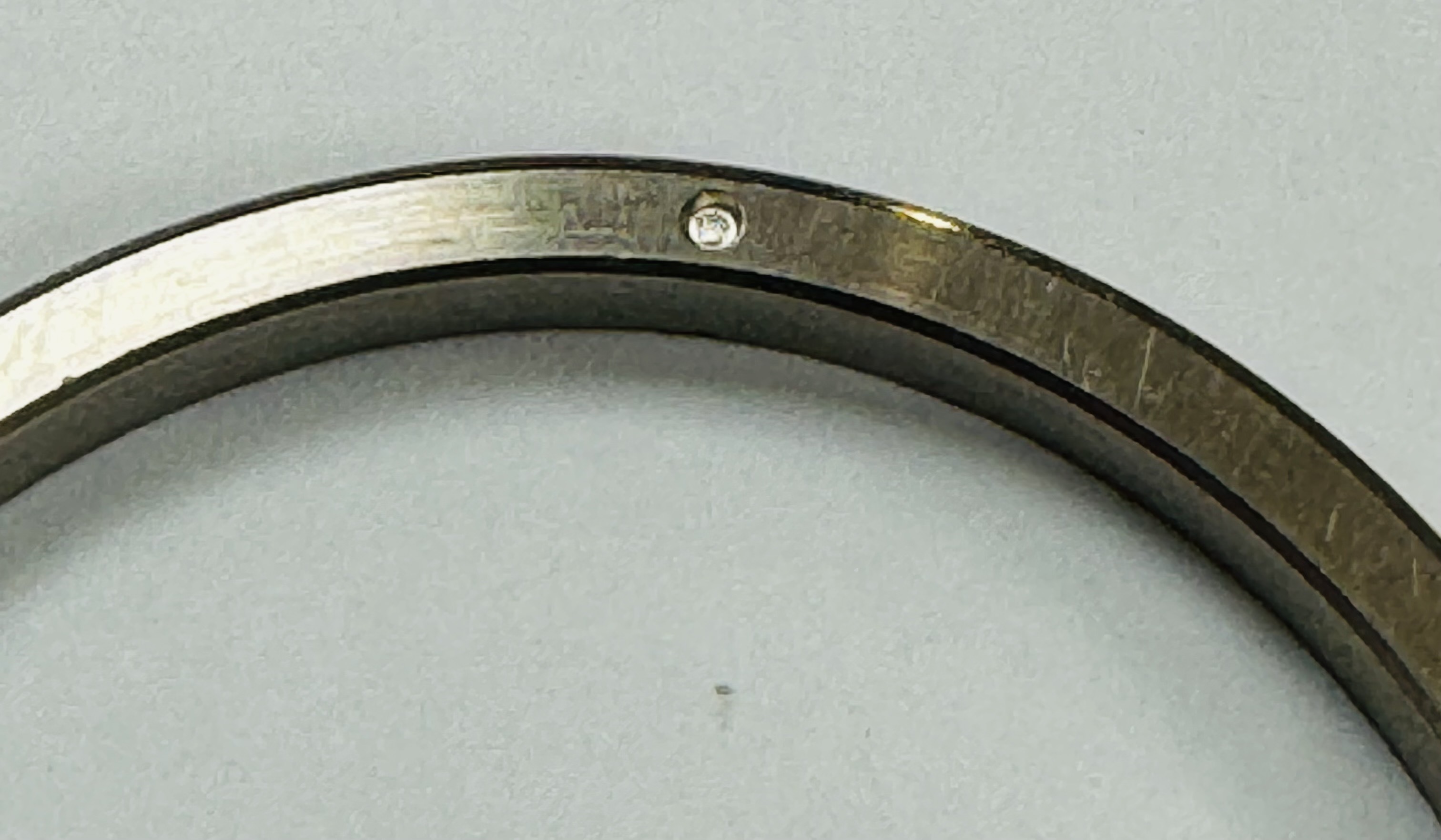 Factory Rolex fluted solid 18K white gold bezel 31 mm 5 digits models, circa 90 thumbnail 3