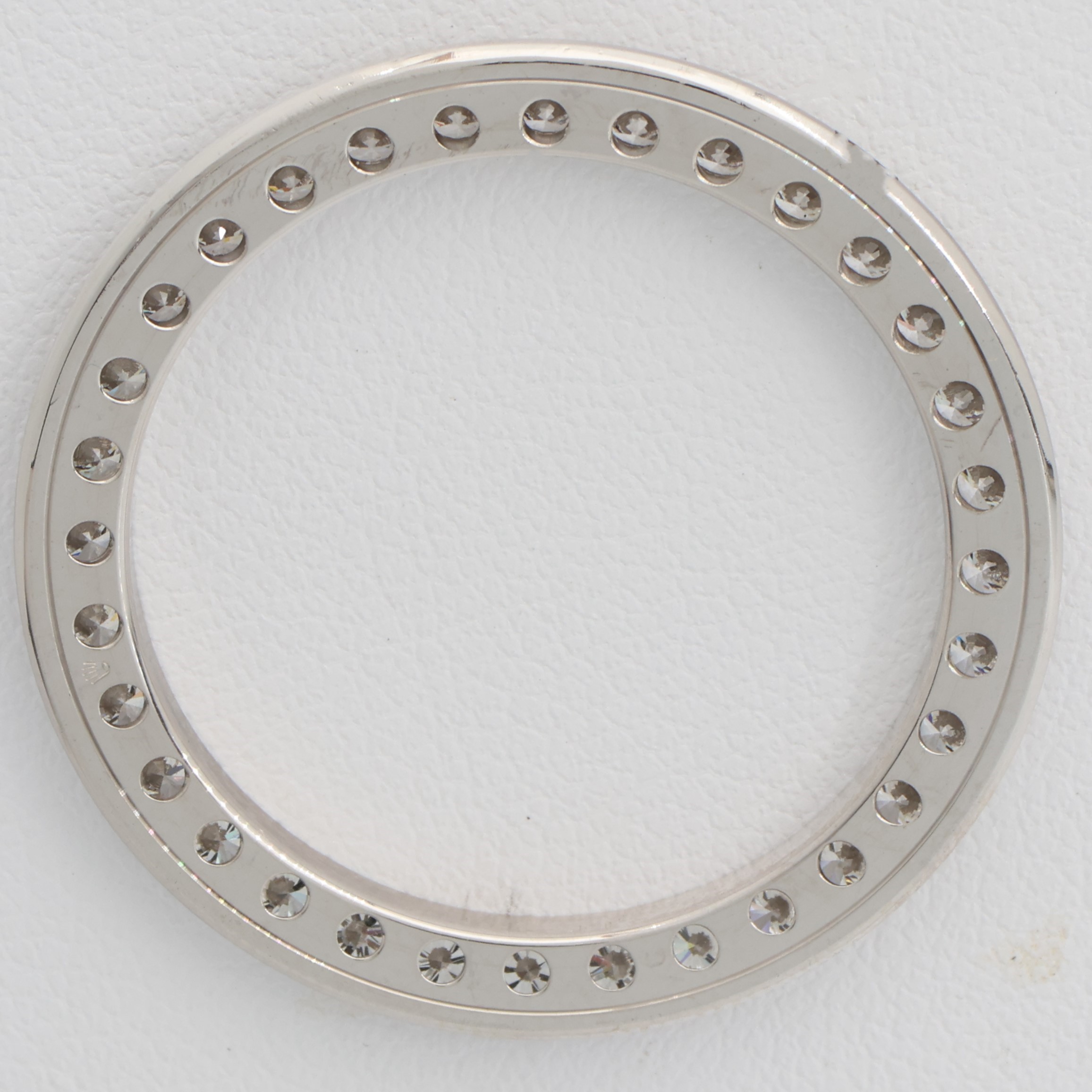Factory original 1.50 ct. diamond bezel for Rolex 29mm Pearlmaster thumbnail 2
