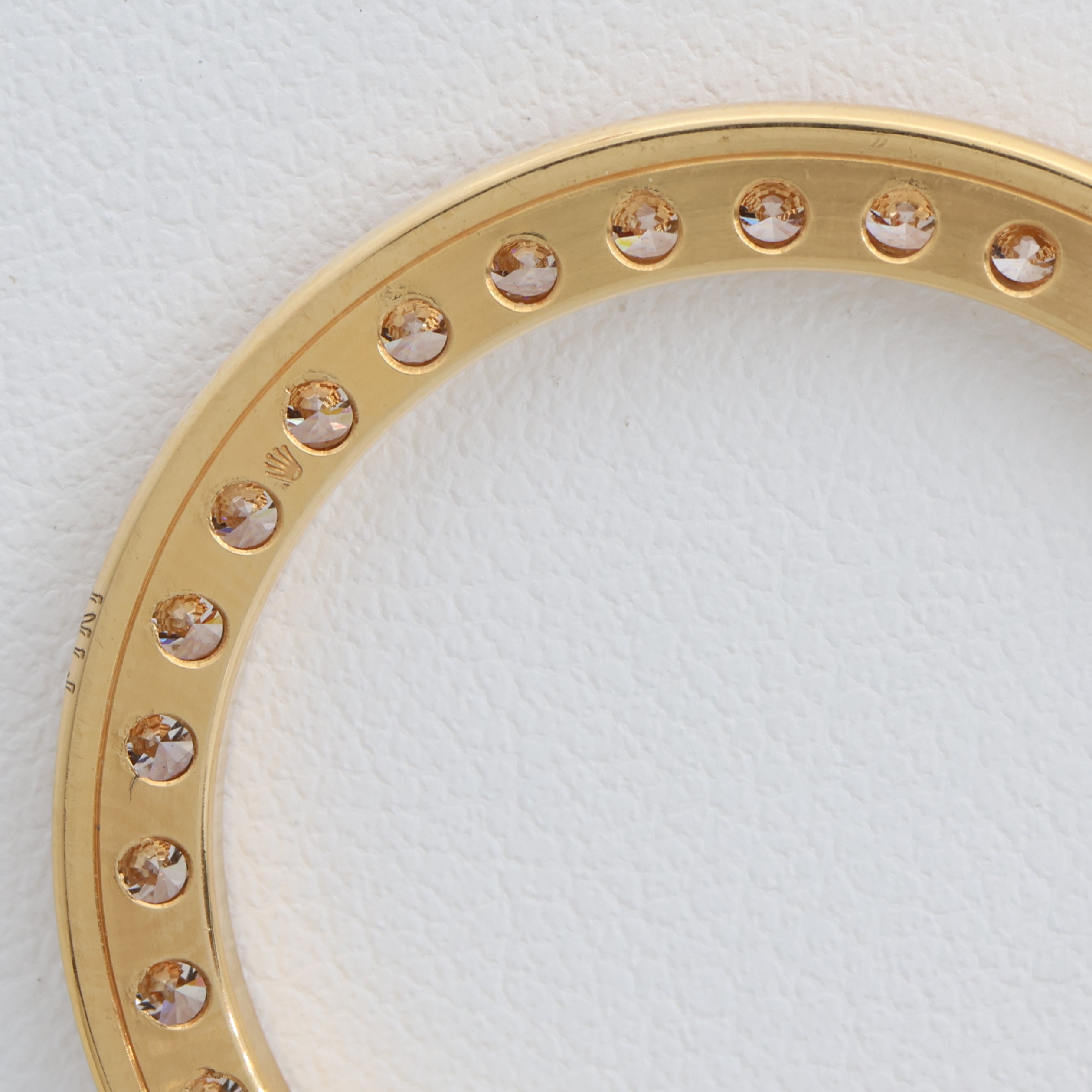 Factory original 1.50 ct. 32 diamonds bezel for Rolex Pearlmaster 29mm thumbnail 3