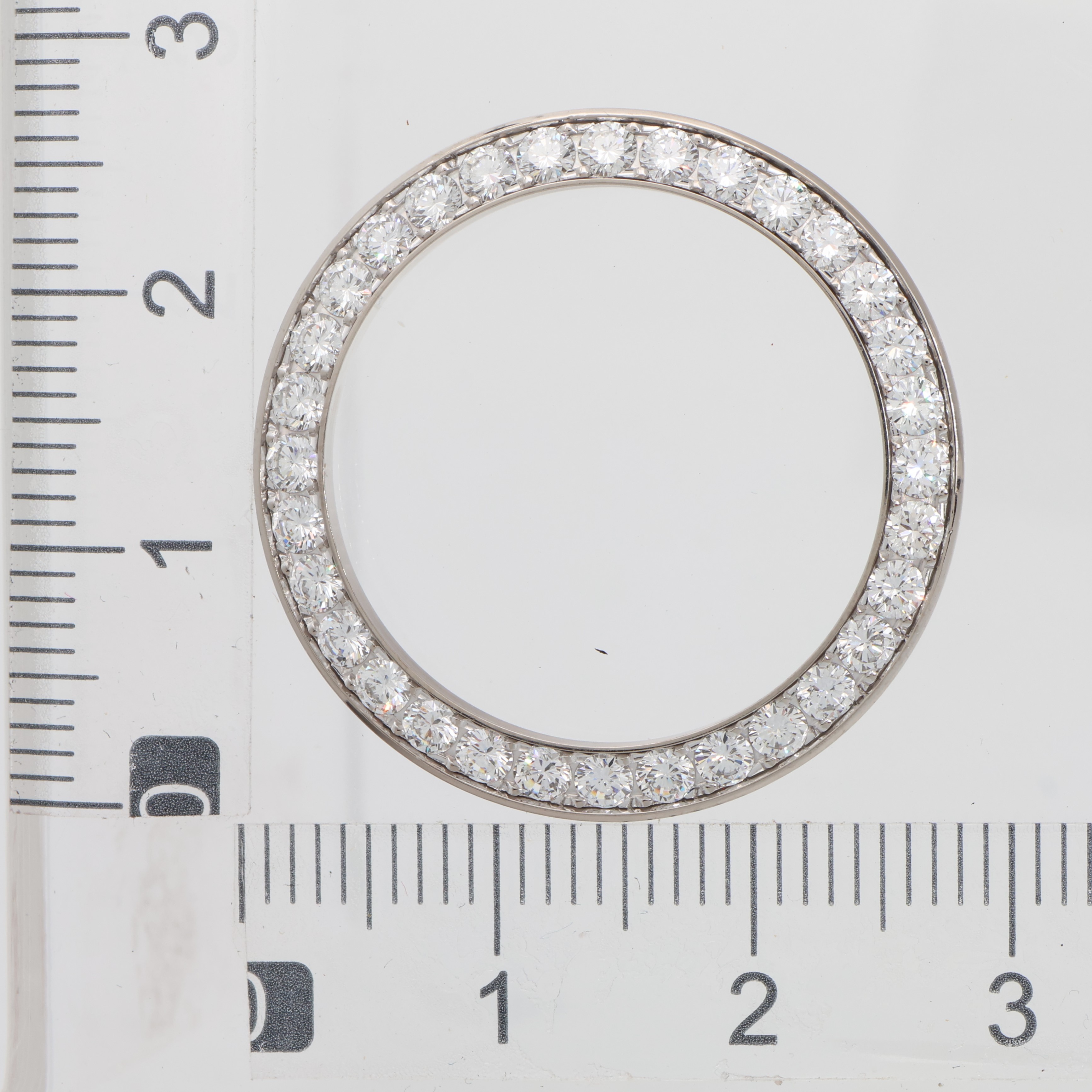 Factory original 1.50 ct. 32 diamonds bezel for Rolex 29mm Pearlmaster thumbnail 1