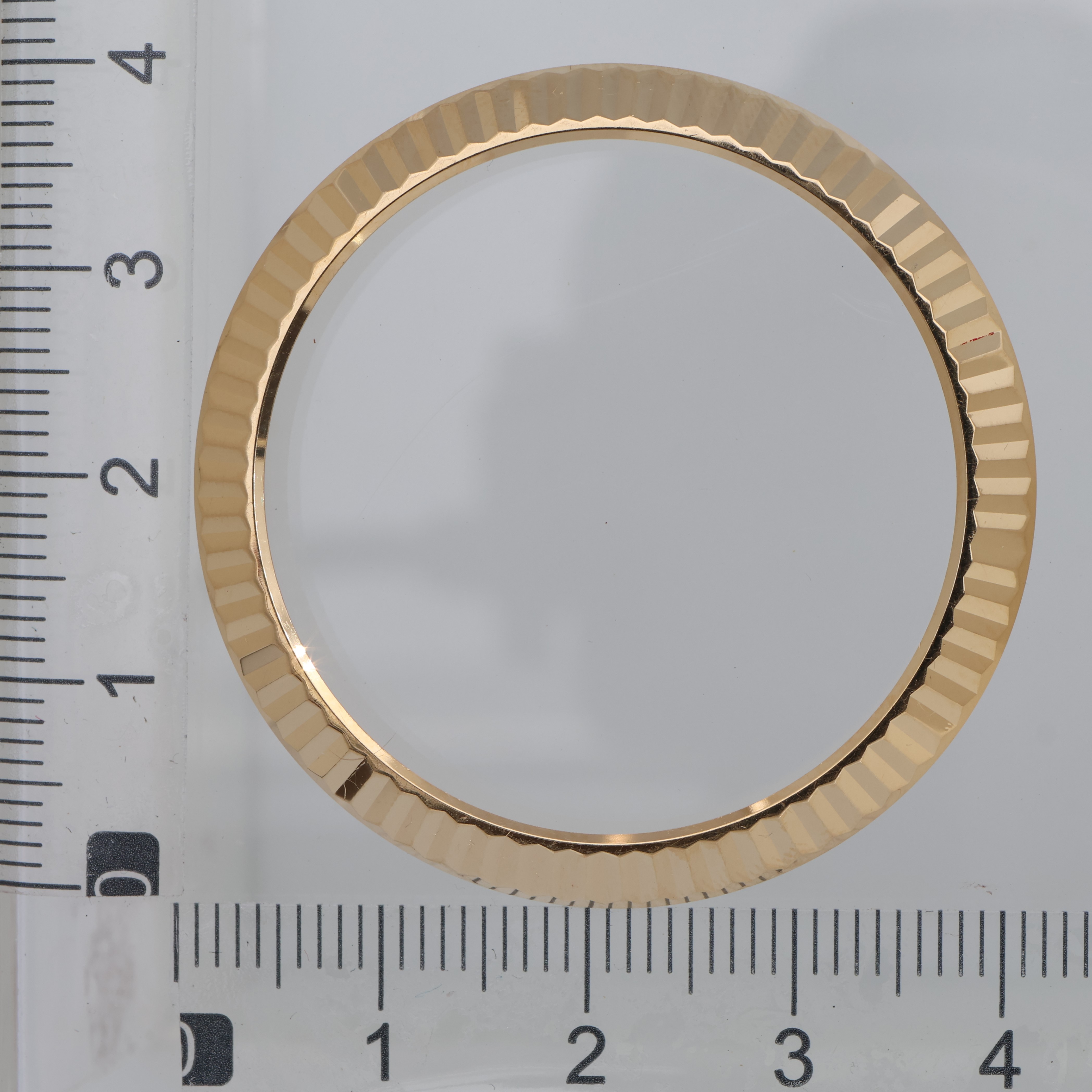 Original fluted 18K yellow gold bezel for Rolex 41mm 218238 or 116333 thumbnail 1