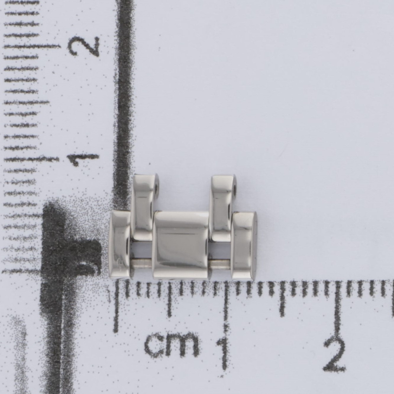 Cartier solid 18k white gold link 12.8mm wide Tank Americane model thumbnail 2
