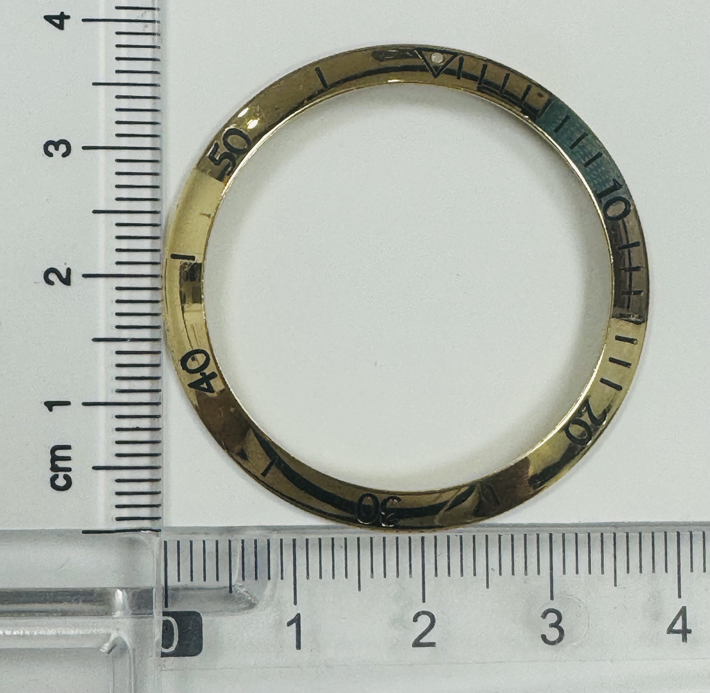 Factory solid Cartier 18K yellow bezel for Pasha 38 mm thumbnail 1