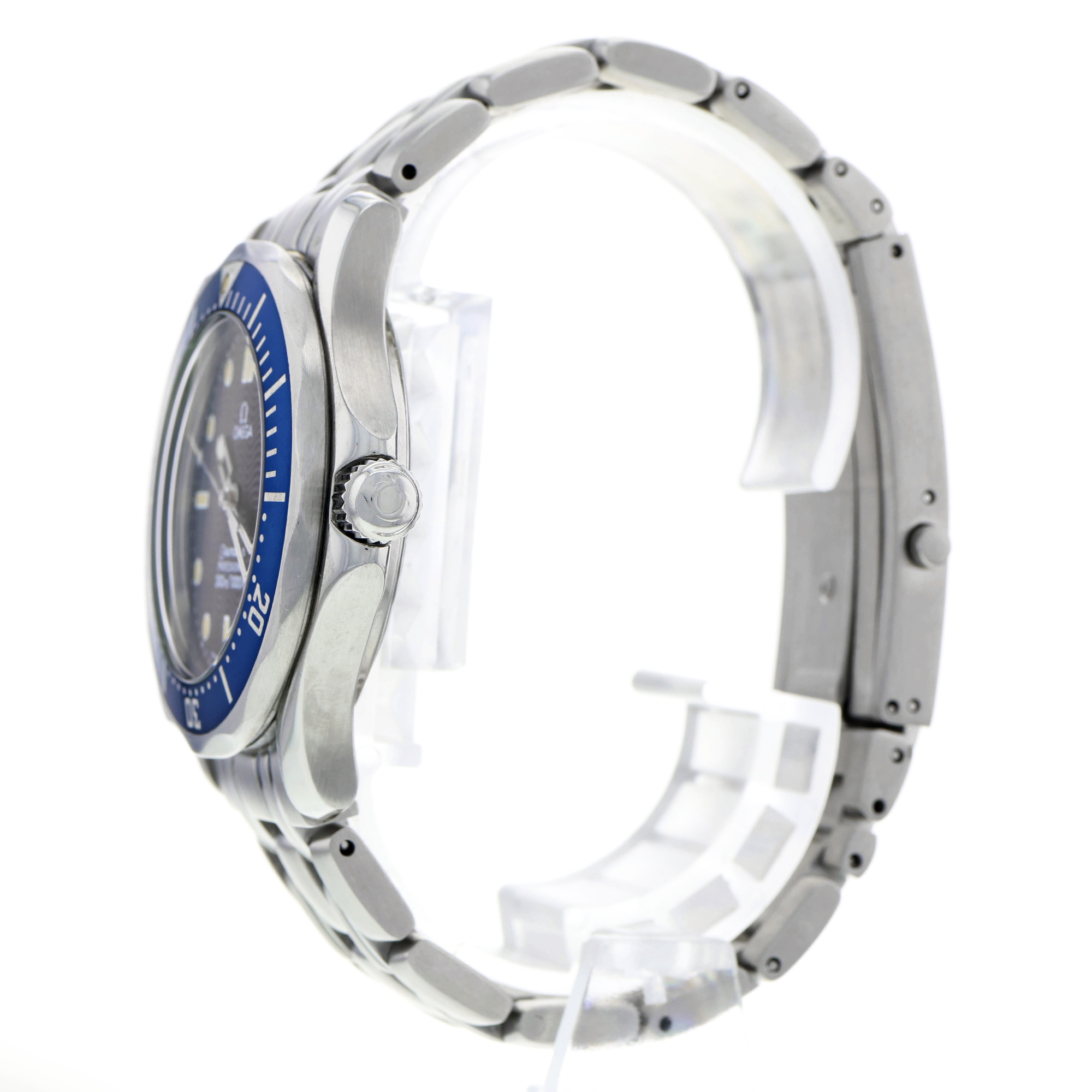 Omega Seamaster Diver 300 M 2561.80.00 Mid Size Blue Date thumbnail 5