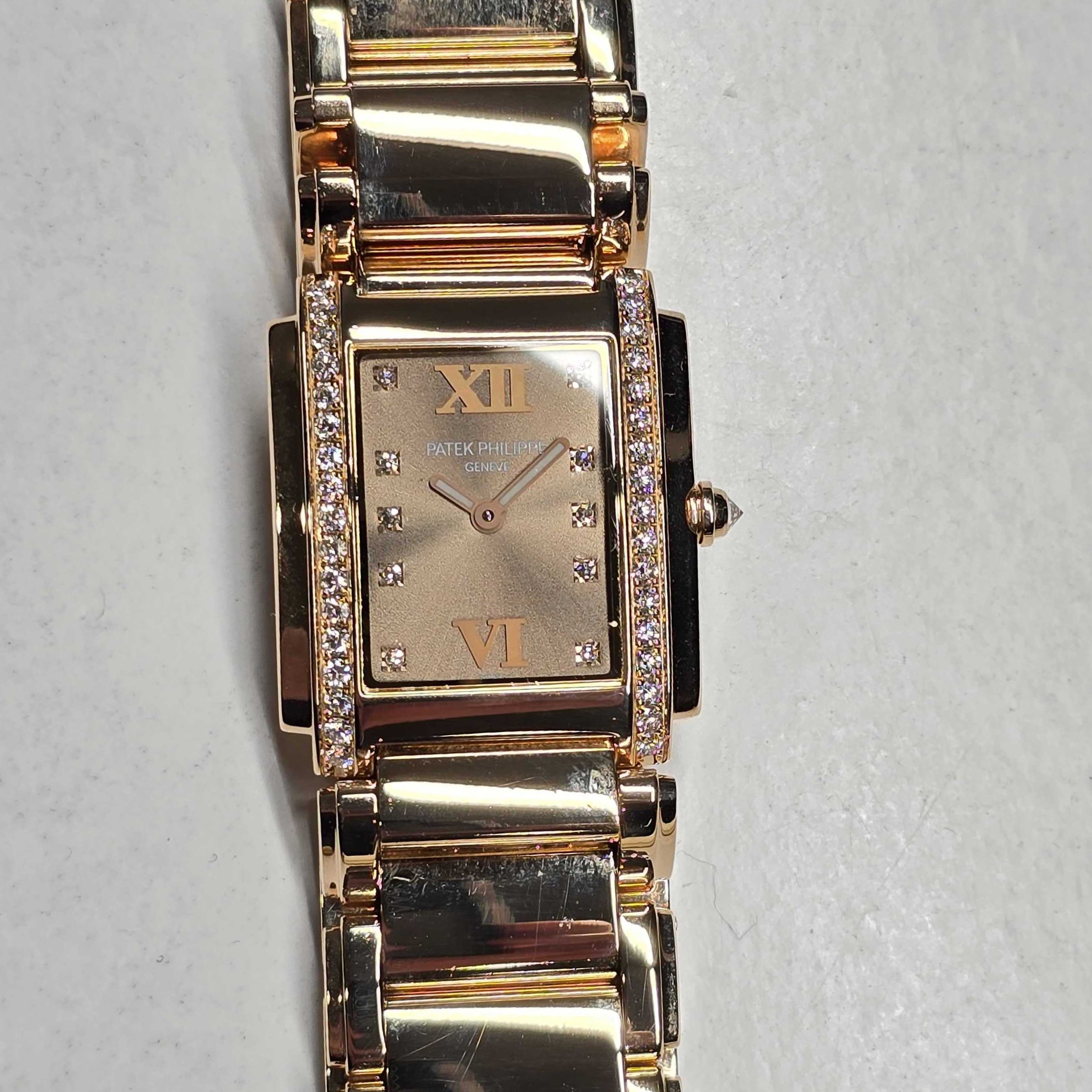 Patek Philippe Twenty 4 4910/11R-010 thumbnail 1