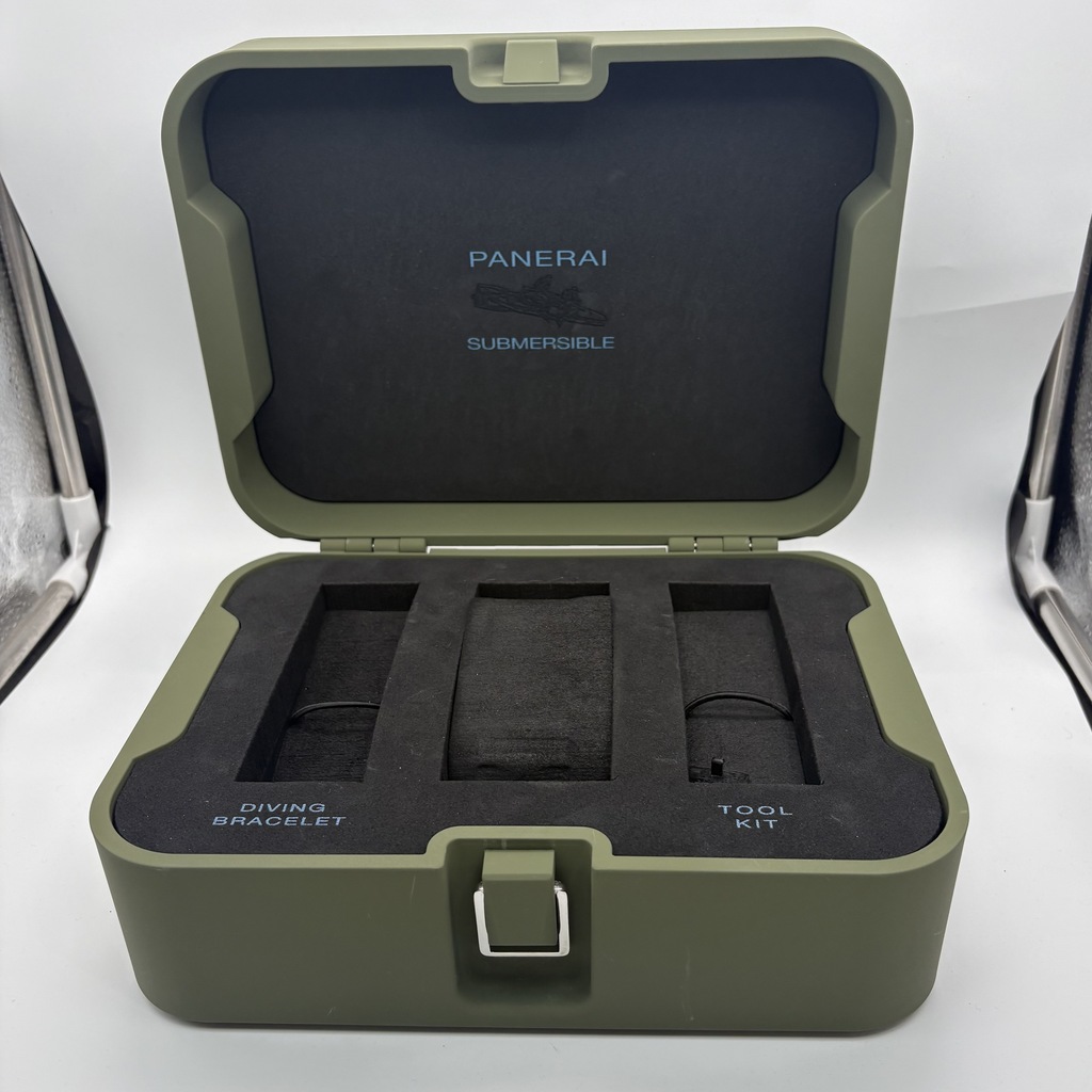 Panerai Submersible Marina Militare Carbotech PAM 00979 thumbnail 4