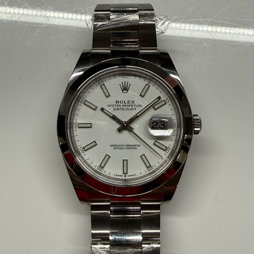 Rolex Datejust 126300 thumbnail 1