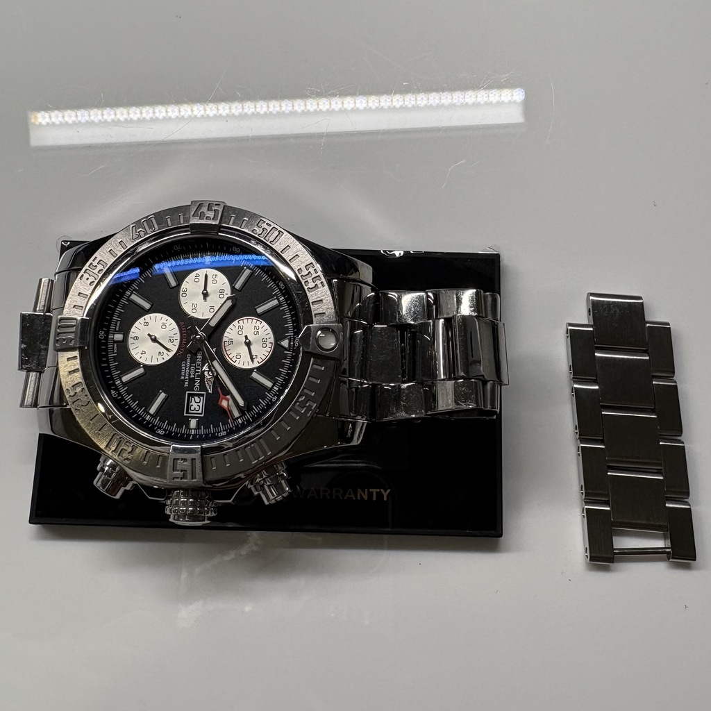 Breitling Super Avenger II A13371 thumbnail 3