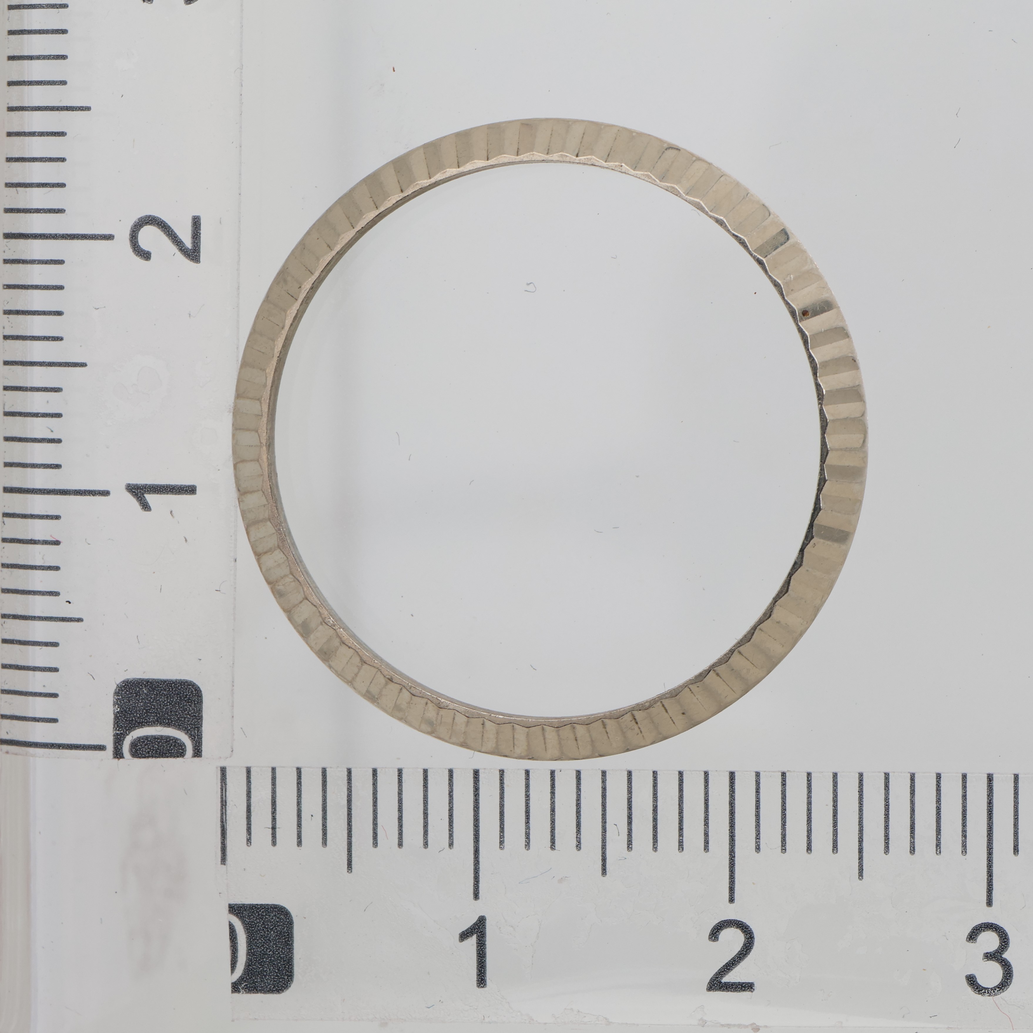 Factory original 18K white gold fluted bezel for Rolex 26mm ref. 79179 69179 thumbnail 1